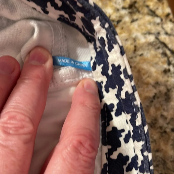 J. McLaughlin blue and white houndstooth pattern jeans size 2 - Picture 3 of 5
